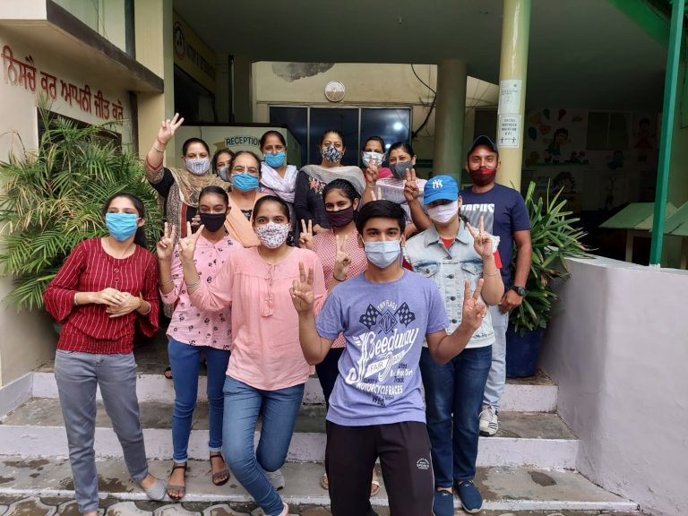 ਸ੍ਰੀ ਗੁਰੂ ਹਰਕ੍ਰਿਸ਼ਨ ਪਬਲਿਕ ਸਕੂਲ ਦੇ ਵਿਦਿਆਰਥੀਆਂ ਨੇ ਸੌ ਪ੍ਰਤੀਸ਼ਤ ਨਤੀਜੇ ਪ੍ਰਾਪਤ ਕੀਤੇ