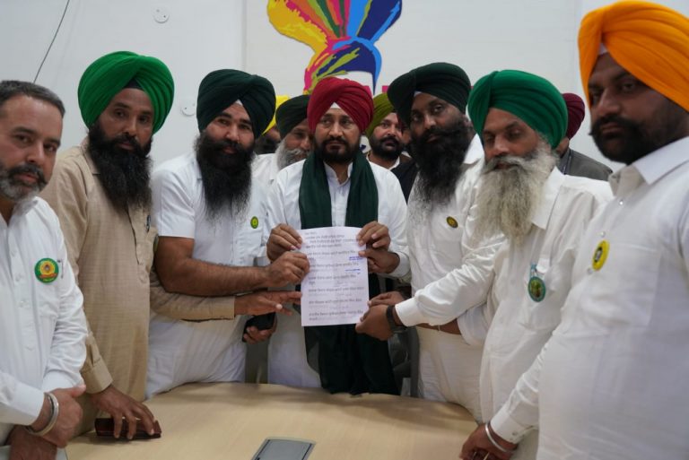 ਪੰਜਾਬ ‘ਚ 15 ਨਵੰਬਰ ਤੋਂ ਚੱਲਣਗੀਆਂ ਖੰਡ ਮਿੱਲਾਂ:ਚੰਨੀ