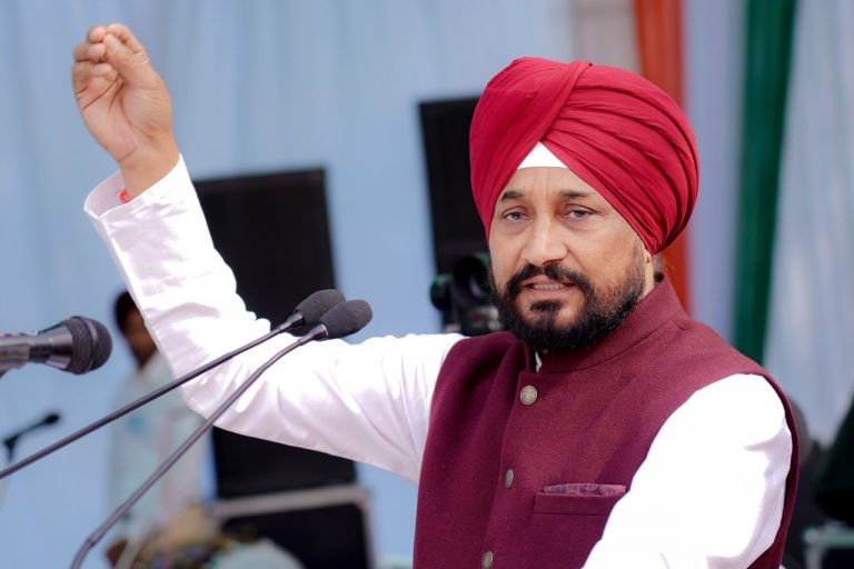 ਪੰਜਾਬ ’ਚ ਰੇਤੇ ਦੀਆਂ ਕੀਮਤਾਂ ’ਚ ਵੱਡੀ ਕਟੌਤੀ, ਸਾਢੇ ਪੰਜ ਰੁਪਏ ਪ੍ਰਤੀ ਫੁੱਟ ਮਿਲੇਗਾ