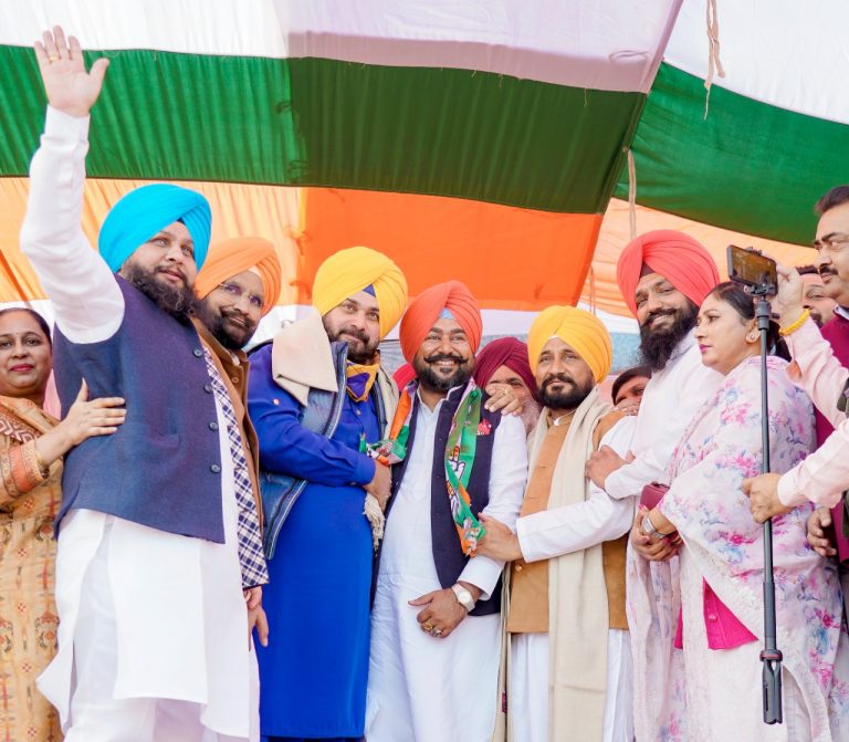 ਬਾਦਲਾਂ ਨੂੰ ਪੰਜਾਬ ਵਿਰੁੱਧ ਕੀਤੇ ਗੁਨਾਹਾਂ ਦੀ ਕੀਮਤ ਚੁਕਾਉਣੀ ਪਵੇਗੀ-ਮੁੱਖ ਮੰਤਰੀ ਚੰਨੀ