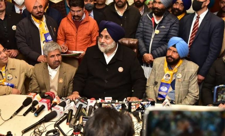 ਅਗਲੀ ਅਕਾਲੀ ਦਲ ਤੇ ਬਸਪਾ ਗਠਜੋੜ ਸਰਕਾਰ ਮੁੱਖ ਮੰਤਰੀ ਚੰਨੀ ਦੀਆਂ ਸਾਰੀਆਂ ਗੈਰ ਕਾਨੁੰਨੀ ਗਤੀਵਿਧੀਆਂ ਦੀ ਜਾਂਚ ਕਰੇਗੀ : ਸੁਖਬੀਰ ਸਿੰਘ ਬਾਦਲ