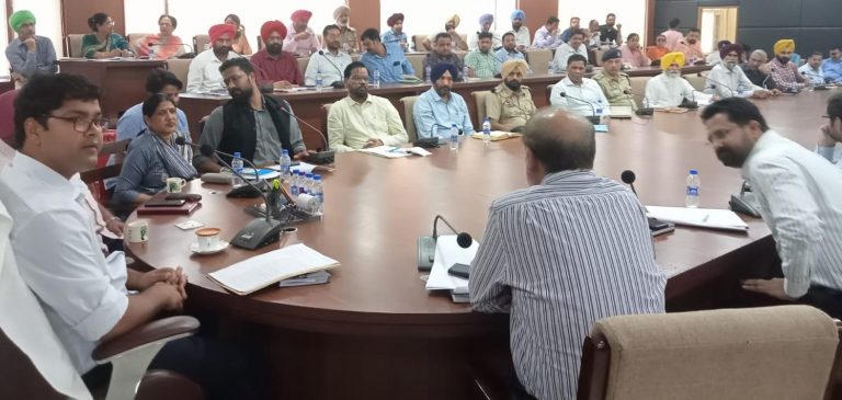 ਡਿਪਟੀ ਕਮਿਸ਼ਨਰ ਨੇ ਵਿਸਾਖੀ ਮੇਲੇ ਦੀ ਤਿਆਰੀਆਂ ਸਬੰਧੀ ਕੀਤੀ ਬੈਠਕ