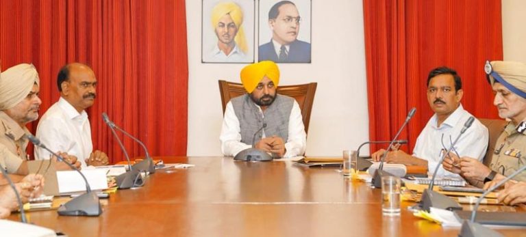 ਮੁੱਖ ਮੰਤਰੀ ਵੱਲੋਂ ਪੁਲਿਸ ਨੂੰ ਨਸ਼ਾ ਤਸਕਰਾਂ ਖਿਲਾਫ਼ ਸਖ਼ਤ ਕਾਰਵਾਈ ਦੇ ਹੁਕਮ
