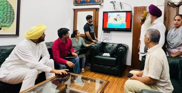 ਪੰਜਾਬ ਸਰਕਾਰ ਪਰਾਲੀ ਨੂੰ ਅੱਗ ਨਾ ਲਾਉਣ ਵਾਸਤੇ ਕਿਸਾਨਾਂ ਨੂੰ ਪ੍ਰੇਰਿਤ ਕਰਨ ਲਈ ਪਰਾਲੀ ਪ੍ਰਬੰਧਨ ਮਸ਼ੀਨਰੀ ‘ਤੇ ਦੇਵੇਗੀ ਸਬਸਿਡੀ: ਕੁਲਦੀਪ ਸਿੰਘ ਧਾਲੀਵਾਲ
