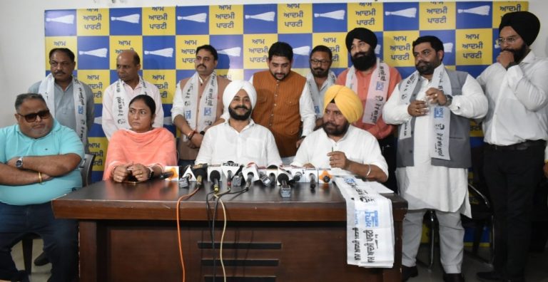 ਨਗਰ ਨਿਗਮ ਚੋਣਾਂ ਲਈ ਆਮ ਆਦਮੀ ਪਾਰਟੀ ਨੂੰ ਵੱਡਾ ਹੁਲਾਰਾ