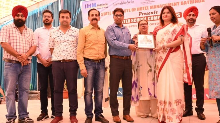 ਕਲਾਂ ਦਾ ਪ੍ਰਦਰਸ਼ਨ ਦਿਖਾਉਣ ਲਈ ਸਹਾਈ ਸਿੱਧ ਹੋਵੇਗਾ “ਰੰਗ ਪੰਜਾਬ ਦੇ ਟੂਰਿਜ਼ਮ ਮੇਲਾ” : ਡਿਪਟੀ ਕਮਿਸ਼ਨਰ
