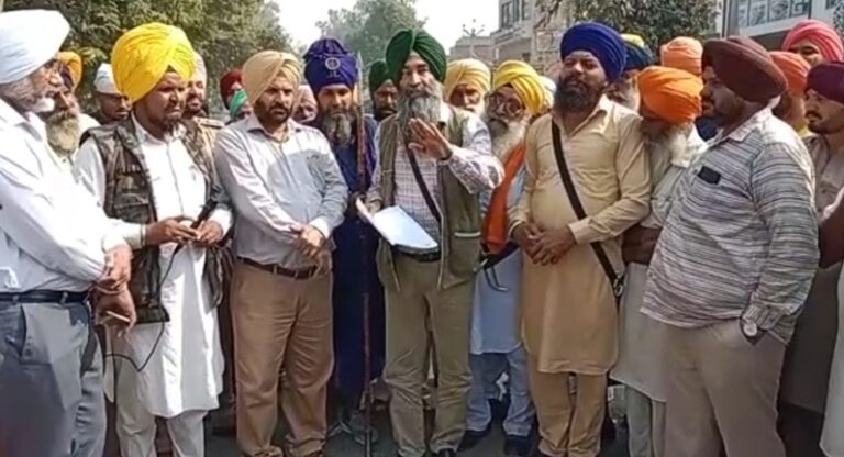 ਡੇਰਾ ਸਿਰਸਾ ਦੀ ਸਲਾਬਤਪੁਰਾ ਵਿਖੇ ਹੋਈ ਸੰਤਸੰਗ ਵਿਰੁਧ ਸਿੱਖ ਜਥੇਬੰਦੀਆਂ ਨੇ ਖੋਲਿਆ ਮੋਰਚਾ