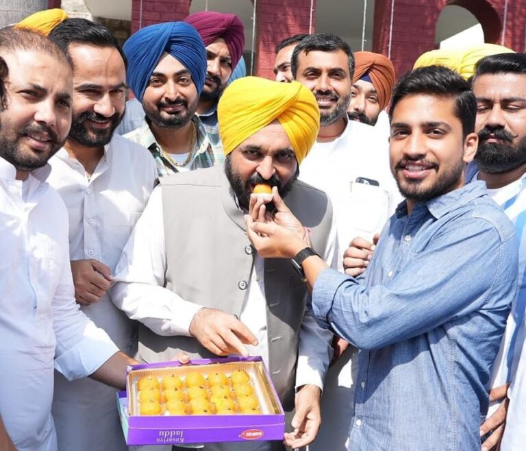 ਪੰਜਾਬ ਯੂਨੀਵਰਸਿਟੀ ਸਟੂਡੈਂਟਸ ਯੂਨੀਅਨ ਦੀਆਂ ਚੋਣਾਂ ਵਿੱਚ ਆਪ ਦੇ ਵਿਦਿਆਰਥੀ ਵਿੰਗ ਸੀਵਾਈਐੱਸਐੱਸ ਦੀ ਸ਼ਾਨਦਾਰ ਜਿੱਤ