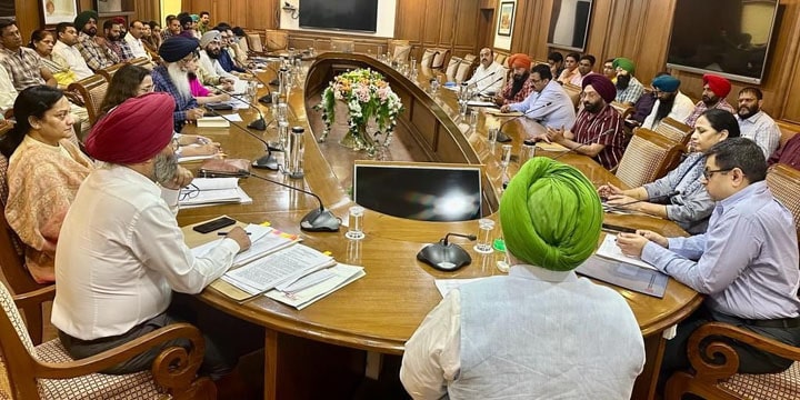 ਜੌੜਾਮਾਜਰਾ ਵੱਲੋਂ ਸਿਹਤ ਵਿਭਾਗ ਦੇ ਵੱਖ-ਵੱਖ ਵਿਕਾਸ ਕਾਰਜਾਂ ਦਾ ਜਾਇਜ਼ਾ