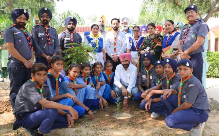 ਸਰਕਾਰੀ ਹਾਈ ਸਕੂਲ ਬੱਲੋ ਵਿਖੇ ਲੱਗਿਆ ਸਕਾਊਟ ਤੇ ਗਾਈਡਜ਼ ਕੈਂਪ