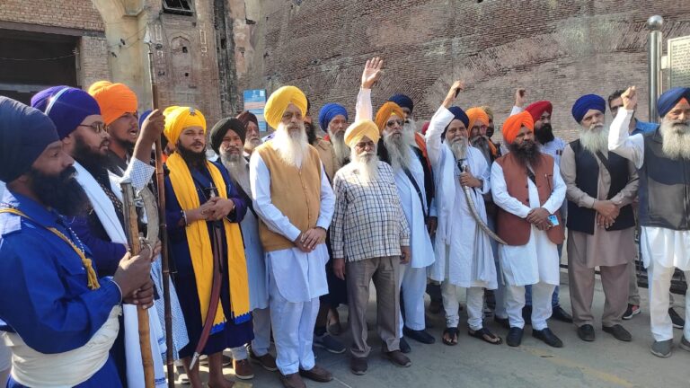 ਯੂਨਾਈਟਿਡ ਅਕਾਲੀ ਦਲ ਦੀ ਅਗਵਾਈ ਵਿੱਚ ਬਠਿੰਡਾ ਤੋਂ ਚੋਥਾ ਕੇਸਰੀ ਮਾਰਚ ਬਹਿਬਲ ਕਲਾਂ ਵੱਲ ਰਵਾਨਾ