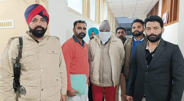 ਵਿਜੀਲੈਂਸ ਬਿਊਰੋ ਨੇ ਮੋੜ ਥਾਣੇ ’ਚ ਤੈਨਾਤ ਥਾਣੇਦਾਰ ਬਲਜੀਤਪਾਲ ਨੂੰ ਰਿਸ਼ਵਤ ਲੈਂਦੇ ਕੀਤਾ ਕਾਬੂ