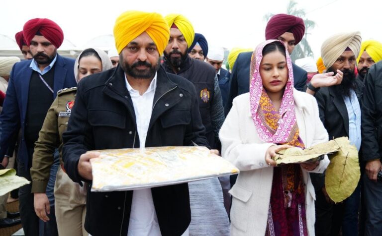 ਫਤਹਿਗੜ੍ਹ ਸਾਹਿਬ ਦੀ ਪਵਿੱਤਰ ਧਰਤੀ ਨਾ ਸਿਰਫ਼ ਸਿੱਖ ਭਾਈਚਾਰੇ, ਸਗੋਂ ਸਮੁੱਚੀ ਮਾਨਵਤਾ ਲਈ ਪ੍ਰੇਰਨਾ ਦਾ ਸਰੋਤ: ਭਗਵੰਤ ਮਾਨ