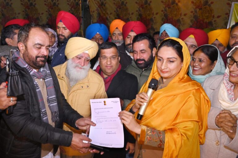 ਵਿਰਾਸਤੀ ਪਿੰਡ ਜੈਪਾਲਗੜ੍ਹ ਚ ਧੂਮਧਾਮ ਨਾਲ ਮਨਾਇਆ ਲੋਹੜੀ ਦਾ ਤਿਉਹਾਰ