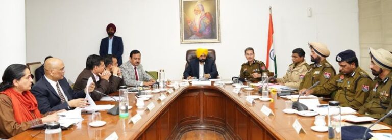 ਪੰਜਾਬ ਨੂੰ ਨਸ਼ਾ ਮੁਕਤ ਸੂਬਾ ਬਣਾਉਣ ਲਈ ‘ਕਾਰਵਾਈ ਕਰਨ, ਨਸ਼ਾ ਛੁਡਾਉਣ ਅਤੇ ਰੋਕਥਾਮ’ ਦੀ ਤਿੰਨ ਪੜਾਵੀ ਰਣਨੀਤੀ ਹੋਰ ਮਜ਼ਬੂਤੀ ਨਾਲ ਲਾਗੂ ਕੀਤੀ ਜਾਵੇ: ਮੁੱਖ ਮੰਤਰੀ