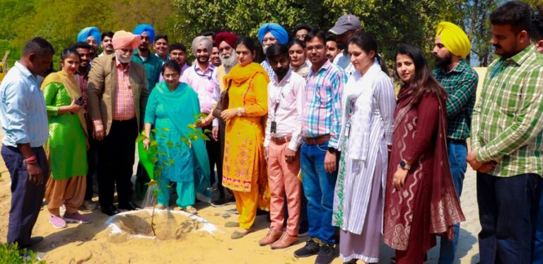 ਗੁਰੂ ਕਾਸ਼ੀ ਯੂਨੀਵਰਸਿਟੀ ਨੇ ਮਨਾਇਆ “ਵਿਸ਼ਵ ਜੰਗਲਾਤ ਦਿਹਾੜਾ”