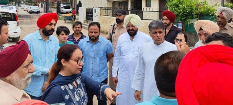 ਸੰਸਦ ਮੈਂਬਰ ਮਨੀਸ਼ ਤਿਵਾੜੀ ਨੇ ਮੀਂਹ ਕਾਰਨ ਹੋਏ ਨੁਕਸਾਨ ਦਾ ਜਾਇਜ਼ਾ ਲਿਆ
