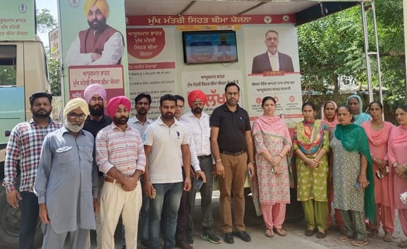 ਸਿਹਤ ਵਿਭਾਗ ਵੱਲੋਂ ਪਿੰਡ ਪੱਧਰ ਤੇ ਬਣਾਏ ਜਾ ਰਹੇ ਹਨ ਬੀਮਾ ਕਾਰਡ