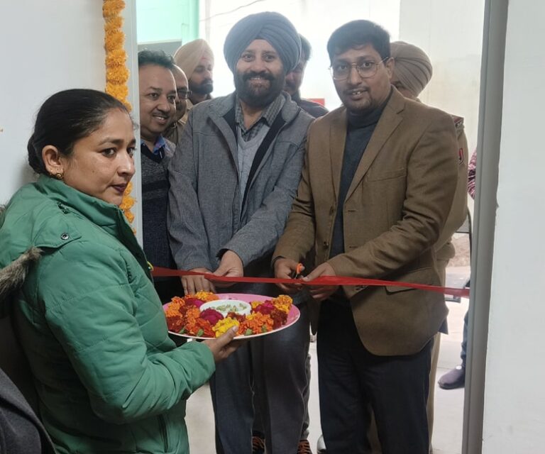 ਮਰੀਜ਼ਾਂ ਨੂੰ ਹੁਣ ਨਹੀਂ ਹੋਣਾ ਪਵੇਗਾ ਖੱਜਲ-ਖੁਆਰ,ਸਿਵਲ ਹਸਪਤਾਲ ਵਿਖੇ ਡੀ.ਆਰ.ਐਕਸ ਮਸ਼ੀਨ ਹੋਈ ਸਥਾਪਤ