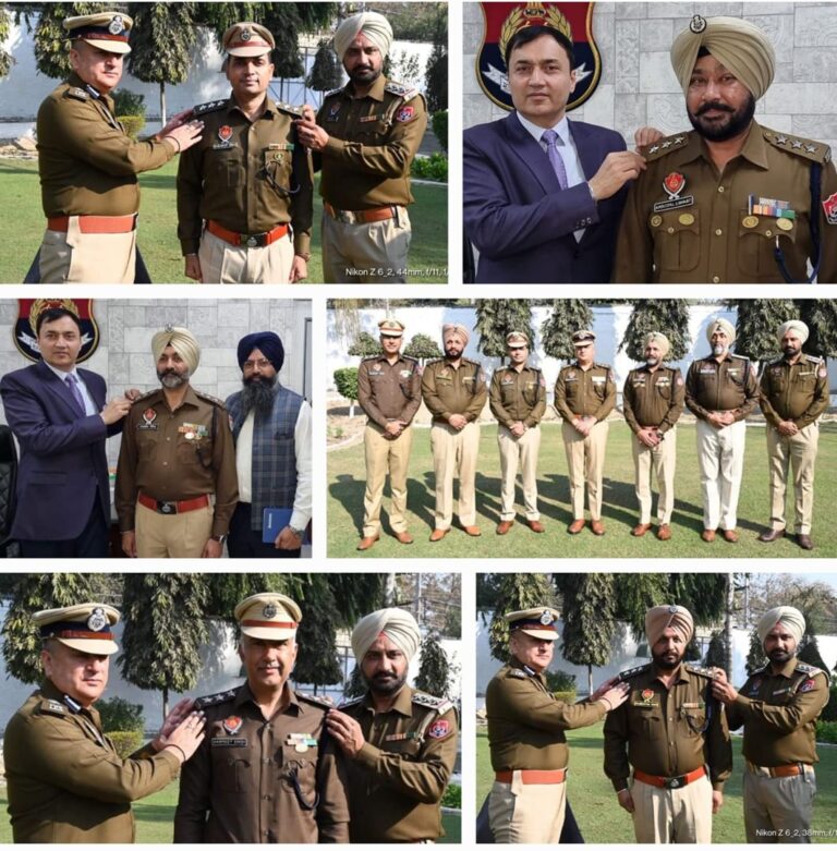 ਨਵੇਂ ਬਣੇ ਡੀਐਸਪੀ ਦੇ ਏਡੀਜੀਪੀ ਤੇ ਐਸਐਸਪੀ ਨੇ ਲਗਾਏ ਸਟਾਰ
