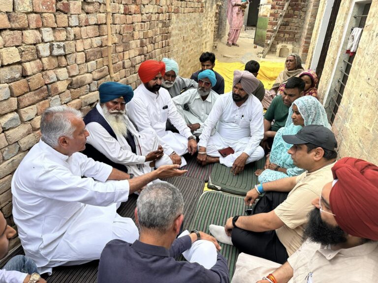 ਸੁਨੀਲ ਜਾਖੜ ਨੇ ਸੰਗਰੂਰ ਦੇ ਪੀੜਤ ਪਰਿਵਾਰਾਂ ਨਾਲ ਕੀਤੀ ਮੁਲਾਕਾਤ