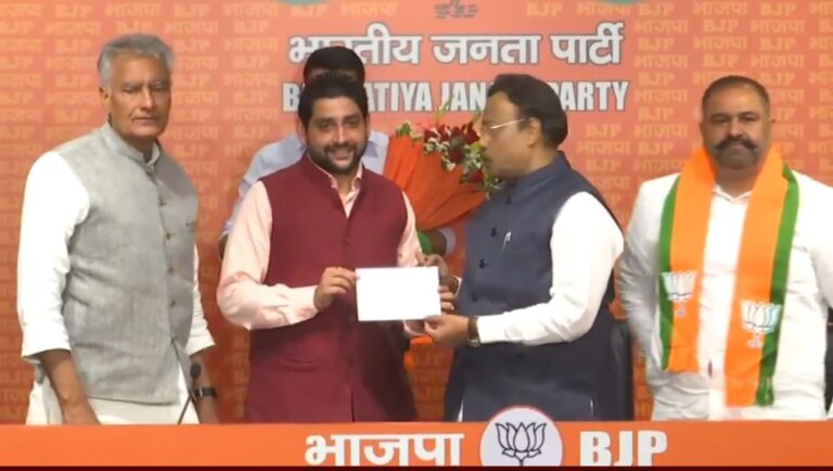 Big Breaking: ‘ਆਪ’ ਦਾ ਇਕਲੌਤਾ MP ਸੁਸ਼ੀਲ ਰਿੰਕੂ ਤੇ MLA ਸ਼ੀਤਲ ਅੰਗੁਰਾਲ BJP ‘ਚ ਹੋਏ ਸ਼ਾਮਲ