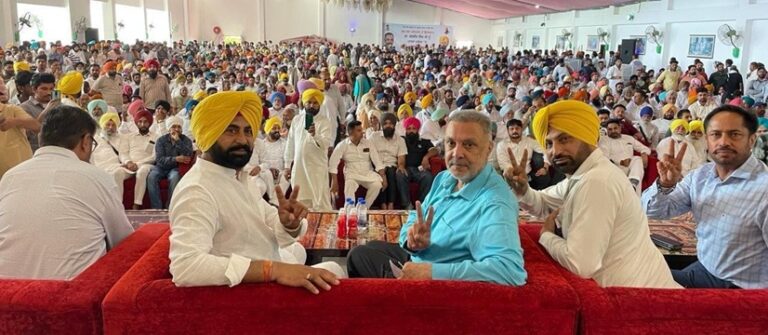 ਅੰਬੇਦਕਰ ਜਯੰਤੀ ਮੌਕੇ ’ਆਪ’ ਵੱਲੋਂ ਮੋਦੀ ਸਰਕਾਰ ਦੀ ਤਾਨਾਸ਼ਾਹੀ ਵਿਰੁੱਧ ’ਸੰਵਿਧਾਨ ਬਚਾਓ, ਤਾਨਾਸ਼ਾਹੀ ਹਟਾਓ’ ਅੰਦੋਲਨ