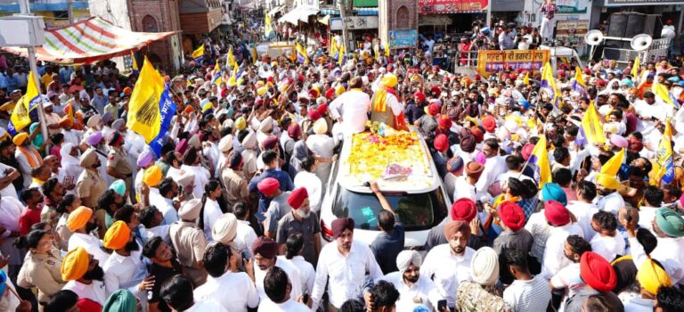 ਭਗਵੰਤ ਮਾਨ ਨੇ ਫ਼ਿਰੋਜ਼ਪੁਰ ‘ਚ ਕਾਕਾ ਬਰਾੜ ਦੇ ਹੱਕ ‘ਚ ਕੀਤਾ ਰੋਡ ਸ਼ੋਅ