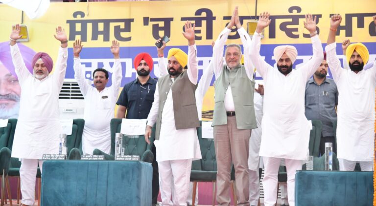 ਭਗਵੰਤ ਮਾਨ ਨੇ ਪਟਿਆਲਾ ‘ਚ ਬਲਵੀਰ ਸਿੰਘ ਦੇ ਹੱਕ ਵਿੱਚ ਕੀਤਾ ਚੋਣ ਪ੍ਰਚਾਰ