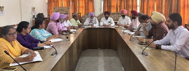 ਨਰਮੇ ਦੀ ਫਸਲ ਨੂੰ ਕਾਮਯਾਬ ਕਰਨ ਸਬੰਧੀ ਬਠਿੰਡਾ ’ਚ ਮੀਟਿੰਗ ਆਯੋਜਿਤ