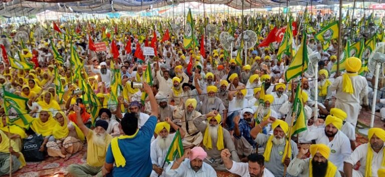 ਚੰਡੀਗੜ੍ਹ ਵਿਚੋਂ ਕਿਸਾਨਾਂ ਨੇ ਚੁੱਕਿਆ ਧਰਨਾ, ਪਾਏ ਘਰਾਂ ਨੂੰ ਚਾਲੇ