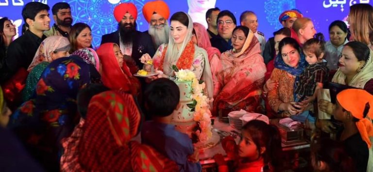 ਦੀਵਾਲੀ ਮੌਕੇ ਲਹਿੰਦੇ ਪੰਜਾਬ ਦੀ ਮੁੱਖ ਮੰਤਰੀ ਨੇ ਦਿੱਤੀ ਹਿੰਦੂਆਂ ਤੇ ਸਿੱਖਾਂ ਨੂੰ ਵਧਾਈ