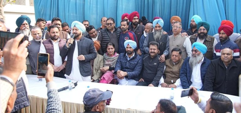 Patiala News: ਐਮਸੀ ਚੋਣਾਂ ਨੂੰ ਲੈ ਕੇ ਪ੍ਰਦੇਸ਼ ਕਾਂਗਰਸ ਪ੍ਰਧਾਨ ਰਾਜਾ ਵੜਿੰਗ ਨੇ ਸਮਾਣਾ, ਘੱਗਾ ਅਤੇ ਪਟਿਆਲਾ ਸ਼ਹਿਰ ਦਾ ਦੌਰਾ ਕੀਤਾ