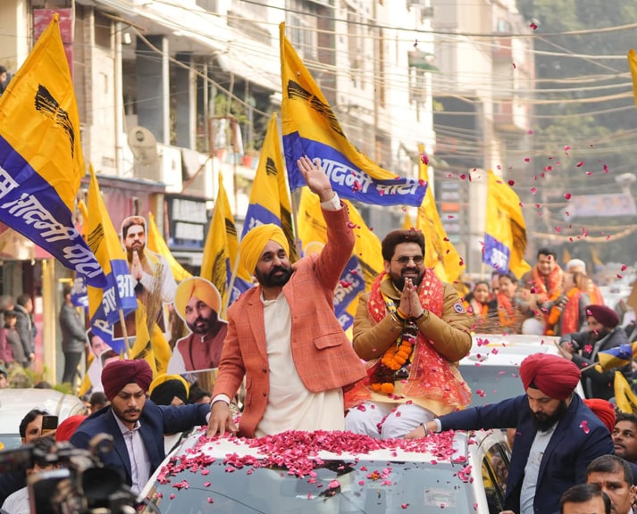 ਪੰਜਾਬ ਦੇ ਮੁੱਖ ਮੰਤਰੀ ਭਗਵੰਤ ਮਾਨ ਪਟੇਲ ਨਗਰ ਤੋਂ ’ਆਪ’ ਉਮੀਦਵਾਰ ਪ੍ਰਵੇਸ਼ ਰਤਨ ਲਈ ਕੀਤਾ ਰੋਡ ਸੋਅ