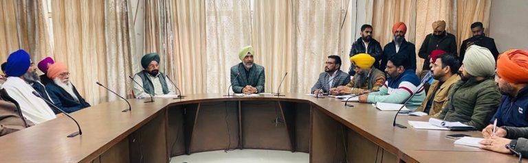 ਪਾਰਟੀਬਾਜੀ ਤੋਂ ਉੱਪਰ ਉੱਠ ਕੇ ਬਿਨ੍ਹਾਂ ਕਿਸੇ ਭੇਦ-ਭਾਵ ਦੇ ਪਿੰਡਾਂ ਚ ਵਿਕਾਸ ਦੇ ਕੰਮ ਕਰਵਾਏ ਜਾਣ:ਵਿਧਾਇਕ ਦਹੀਯਾ