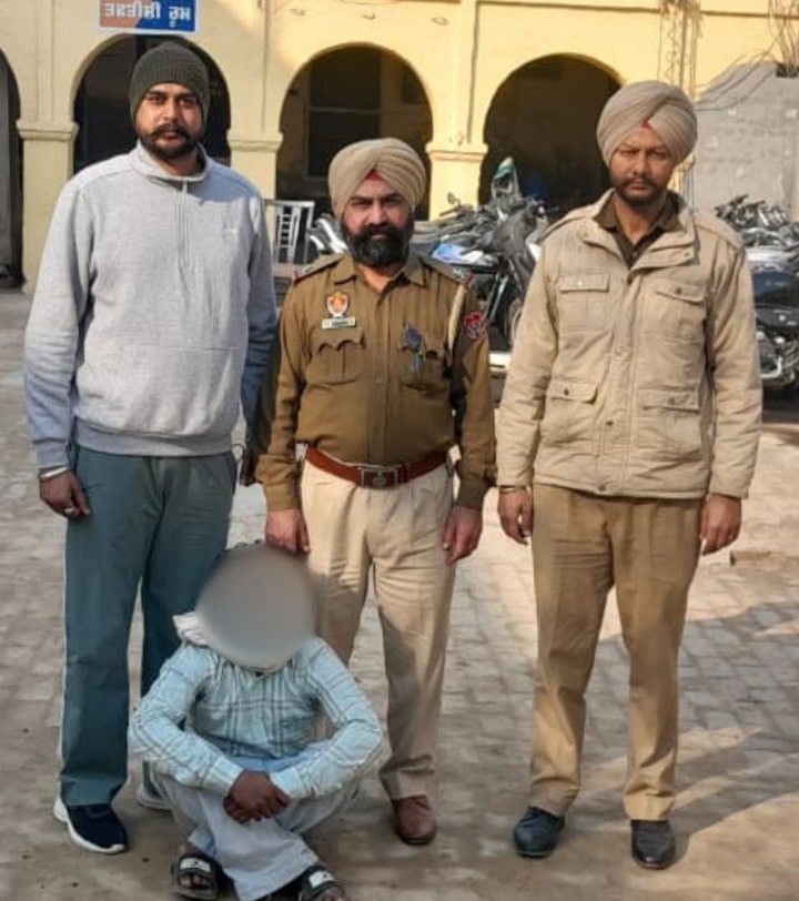 ਮੋਗਾ ਪੁਲਿਸ ਵੱਲੋਂ 8 ਪੇਟੀਆਂ ਸਰਾਬ ਸਹਿਤ 1 ਵਿਅਕਤੀ ਕਾਬੂ