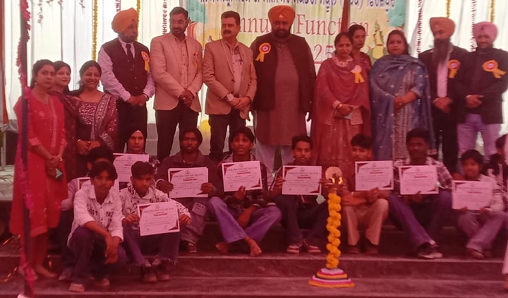 ਪੀਐਮ ਸ਼੍ਰੀ ਸਰਕਾਰੀ ਸਕੂਲ (ਲੜਕੇ) ਫ਼ਿਰੋਜ਼ਪੁਰ ਦਾ ਸਲਾਨਾ ਸੱਭਿਆਚਾਰਕ ਸਮਾਗਮ ਆਯੋਜਿਤ