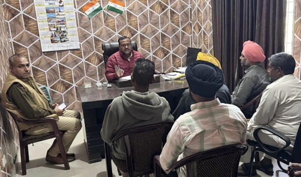 ਸੜਕ ਸੁਰੱਖਿਆ ਨਿਯਮਾਂ ਦੀ ਪਾਲਣਾ ਯਕੀਨੀ ਬਣਾਈ ਜਾਵੇ; ਉਲੰਘਣਾ ਕਰਨ ਵਾਲਿਆਂ ’ਤੇ ਕੀਤੀ ਜਾਵੇਗੀ ਸਖ਼ਤ ਕਾਰਵਾਈ:ਏ.ਟੀ.ਓ.