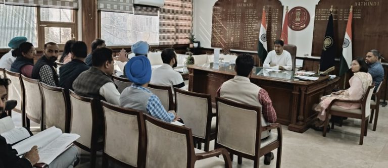 ਪਬਲਿਕ ਲਾਇਬ੍ਰੇਰੀ ਅੰਦਰ ਅਧੂਰੀਆਂ ਕਮੀਆਂ ਨੂੰ ਹਫਤੇ ਦੇ ਅੰਦਰ-ਅੰਦਰ ਮੁਕੰਮਲ ਕਰਨਾ ਬਣਾਇਆ ਜਾਵੇ ਲਾਜ਼ਮੀ : ਡਿਪਟੀ ਕਮਿਸ਼ਨਰ