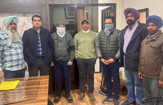 PSPCL ਦਾ Dy ਚੀਫ਼ ਇੰਜੀਨੀਅਰ ਅਤੇ ਲਾਈਨਮੈਨ 50,000 ਰੁਪਏ ਰਿਸ਼ਵਤ ਲੈਂਦੇ ਵਿਜੀਲੈਂਸ ਬਿਊਰੋ ਵੱਲੋਂ ਕਾਬੂ