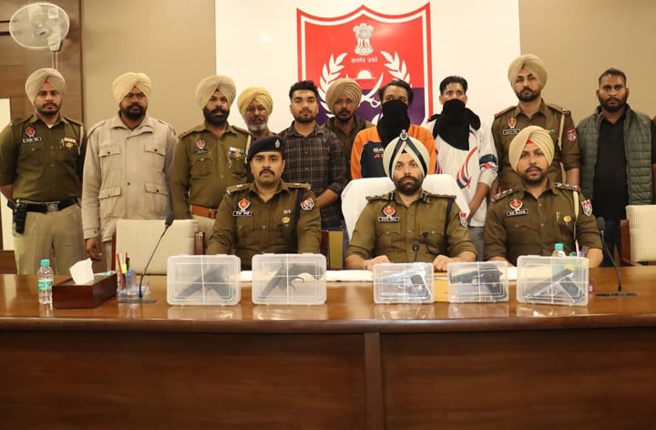 ਪੰਜਾਬ ਪੁਲਿਸ ਨੇ ਗੈਂਗਸਟਰ ਗੋਲਡੀ ਢਿੱਲੋਂ ਵੱਲੋਂ ਚਲਾਏ ਜਾ ਰਹੇ ਮਿੱਥ ਕੇ ਹੱਤਿਆ ਕਰਨ ਵਾਲੇ ਗਿਰੋਹ ਦਾ ਕੀਤਾ ਪਰਦਾਫਾਸ਼