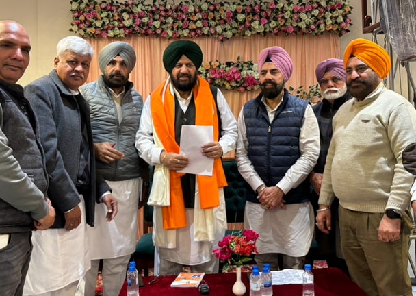 ਹਰਜੀਤ ਗਰੇਵਾਲ ਦੀ ਅਗਵਾਈ ’ਚ ਸੋਢੀ ਤੇ ਮਲੂਕਾ ਵੱਲੋਂ ਬੂਥ ਕਮੇਟੀਆਂ ਸਬੰਧੀ ਵਰਕਰਾਂ ਦੀ ਸੱਦੀ ਇਕੱਤਰਤਾ