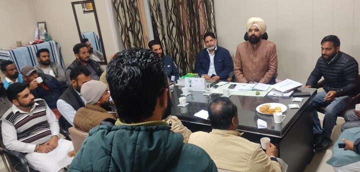 ਮੁੱਖ ਖੇਤੀਬਾੜੀ ਅਫਸਰ ਨੇ ਸੀ.ਐਚ.ਸੀ ਮਾਲਕਾਂ ਨਾਲ ਮਸ਼ੀਨਾ ਦੀ ਸਾਭ ਸੰਭਾਲ ਸਬੰਧੀ ਕੀਤੀ ਮੀਟਿੰਗ
