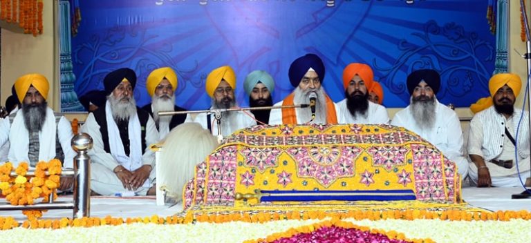 ਸ਼੍ਰੋਮਣੀ ਕਮੇਟੀ ਵੱਲੋਂ ਨਵੇਂ ਵਰ੍ਹੇ ਨਾਨਕਸ਼ਾਹੀ ਸੰਮਤ 557 ਸਬੰਧੀ ਗੁਰਦੁਆਰਾ ਸ੍ਰੀ ਮੰਜੀ ਸਾਹਿਬ ਦੀਵਾਨ ਹਾਲ ਵਿਖੇ ਗੁਰਮਤਿ ਸਮਾਗਮ