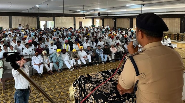 ਮਾਨਸਾ ਪੁਲਿਸ ਵੱਲੋਂ ‘ਯੁੱਧ ਨਸ਼ਿਆ ਵਿਰੁੱਧ’ ਤਹਿਤ ਪਿੰਡ ਝੁਨੀਰ ਵਿਖੇ ਕੀਤੀ ਪਬਲਿਕ ਮਿਲਣੀ