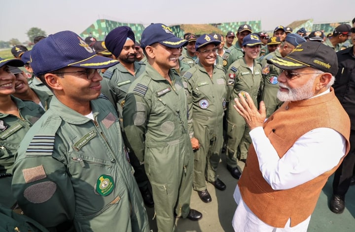 ਅਚਾਨਕ ਪੰਜਾਬ ਪੁੱਜੇ PM Modi, ਆਦਮਪੁਰ ਏਅਰ ਬੇਸ ‘ਤੇ ਪਹੁੰਚੇ