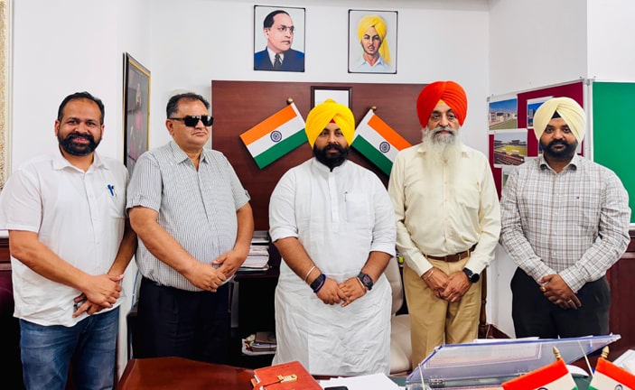 ਲੋਕ ਸੰਪਰਕ ਵਿਭਾਗ ਵਿੱਚ ਤਰੱਕੀਆਂ; ਦੋ ਜੁਆਇੰਟ ਡਾਇਰੈਕਟਰ ਅਤੇ ਛੇ ਡਿਪਟੀ ਡਾਇਰੈਕਟਰ ਬਣੇ