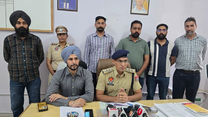 Mansa police ਵੱਲੋਂ 3 ਕਿਲੋ ਅਫ਼ੀਮ ਸਹਿਤ 2 ਕਾਬੂ, ਡਰੱਗ ਮਨੀ ਤੇ ਮੋਟਰਸਾਈਕਲ ਵੀ ਬਰਾਮਦ