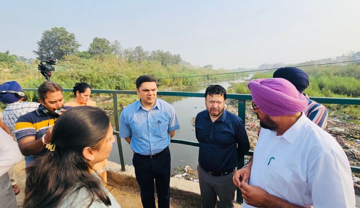 ਜ਼ੀਰਕਪੁਰ ਲਈ ਵੱਡੀ ਖ਼ਬਰ: ਨਗਰ ਕੌਂਸਲ ਨੂੰ ਜਲਦੀ ਹੀ ਨਗਰ ਨਿਗਮ ਦਾ ਦਰਜਾ ਮਿਲੇਗਾ-ਡਾ. ਰਵਜੋਤ ਸਿੰਘ