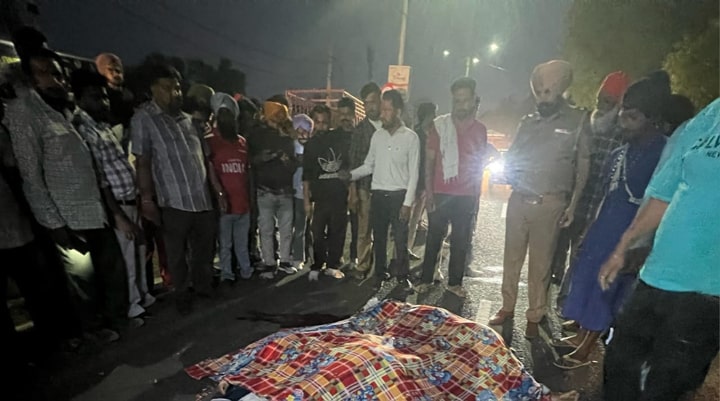 ਬਠਿੰਡਾ ਸ਼ਹਿਰ ‘ਚ ਦੇਰ ਸ਼ਾਮ ਵਾਪਰੇ ਭਿਆ.ਨਕ ਸੜਕ ਹਾ.ਦਸੇ ਚ ਤਿੰਨ ਜਣਿਆਂ ਦੀ ਹੋਈ ਮੌ+ਤ